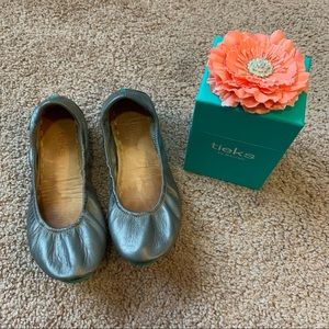 Tieks by Gavrieli Metallic Pewter 7 Flats